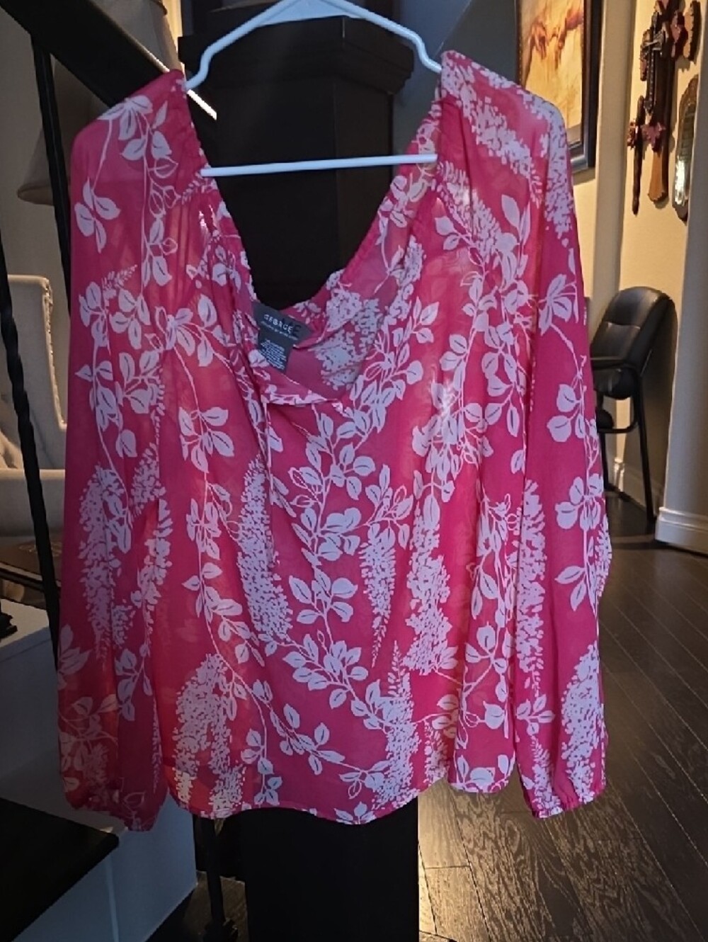 George Pink and White Floral V-Neck Long-Sleeve Blouse - Picture 2 of 11